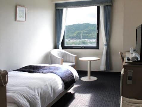Hotel Verfort Hyuga Экстерьер фото